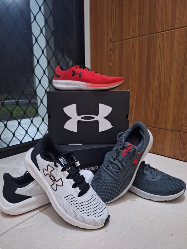 Under armour store charged pursuit review