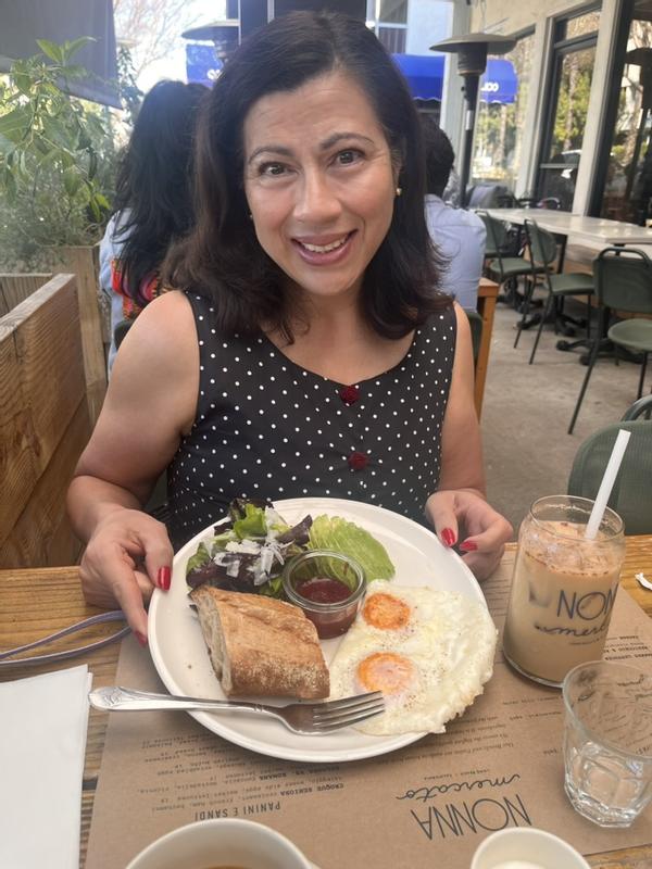 Review Thumbnail Image 0 382187758