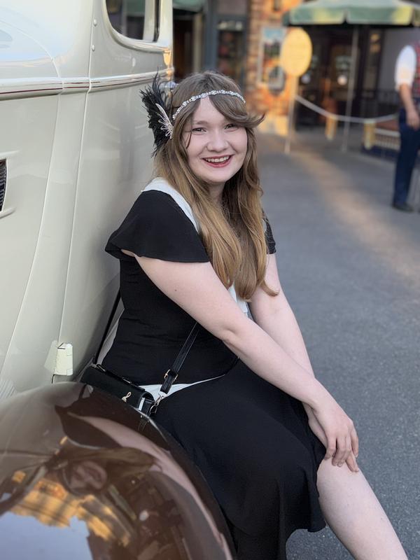 Review Thumbnail Image 0 359853582