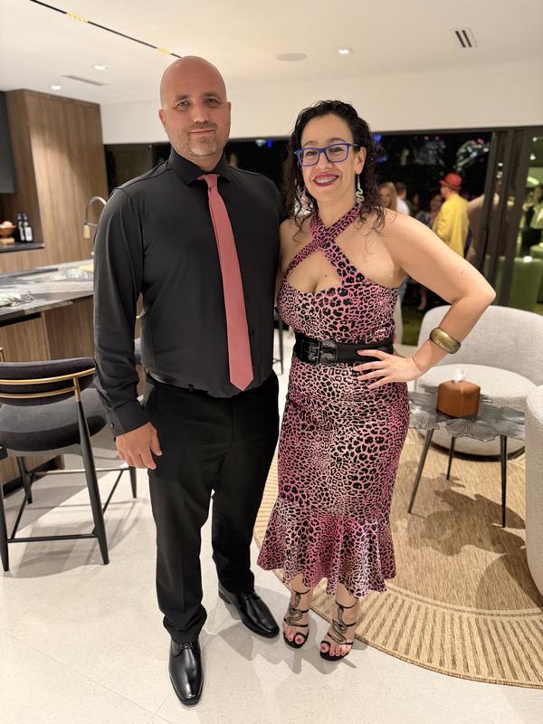 Review Thumbnail Image 0 382202709