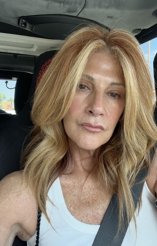 Review Thumbnail Image 0 383308225