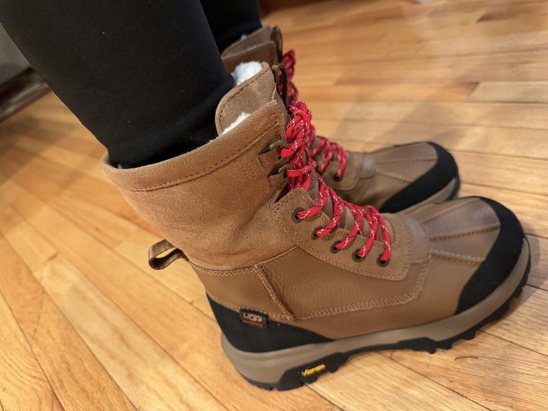 Customer photo for "Awesome boots!"