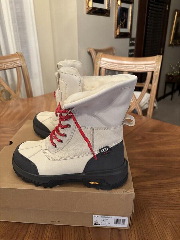 Customer photo for "Great all around winter boot"