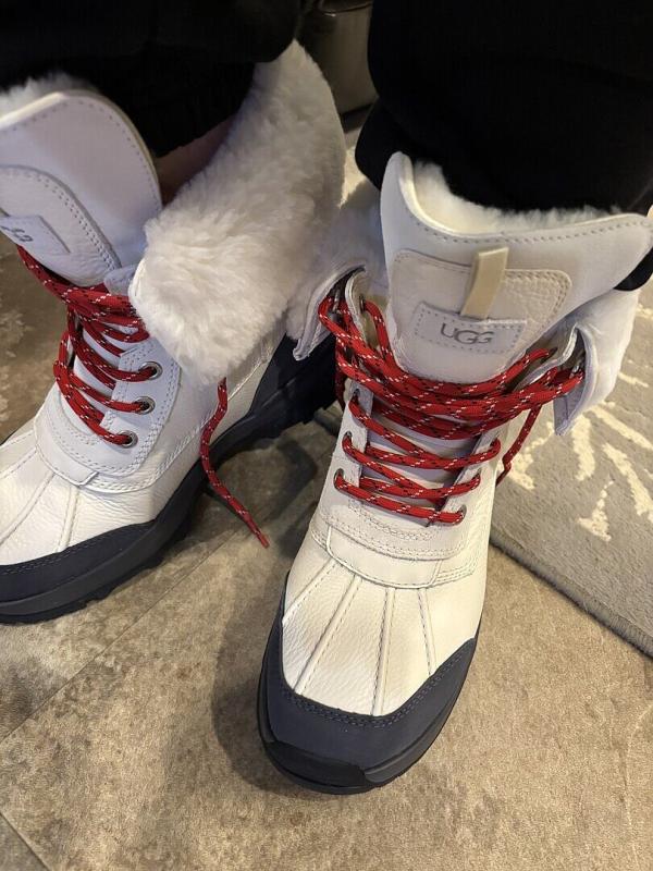 Customer photo for "Great all around winter boot"