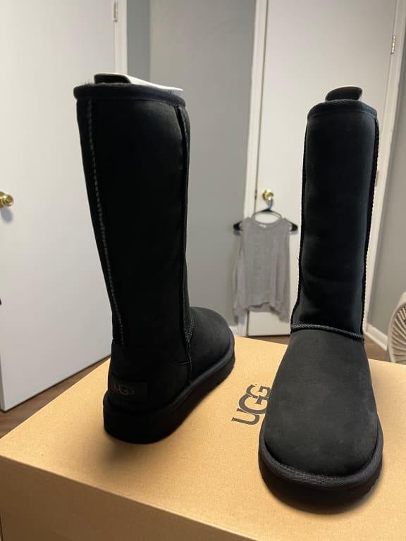 Black Classic UGG shops Tall 2 Boot