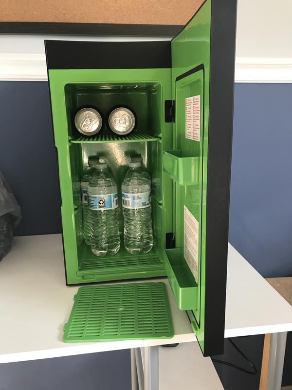 Microsoft tests the waters on an Xbox Series X mini-fridge