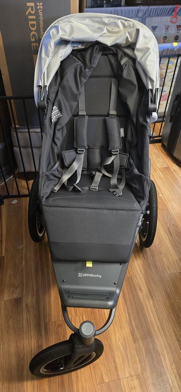 Customer photo for "A very well built and robust jogging stroller"