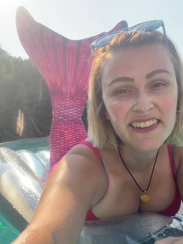 I wore it as a blush and a lip tint