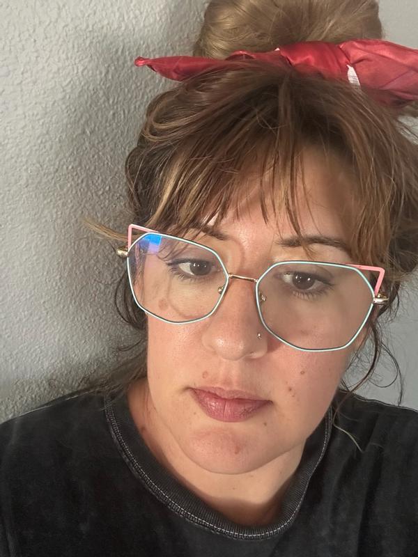 Customer carousel item 3.