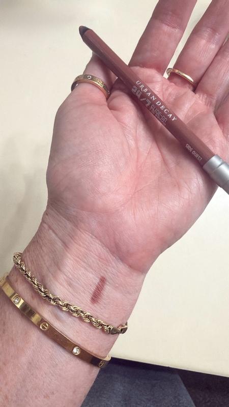 Customer carousel item 6.