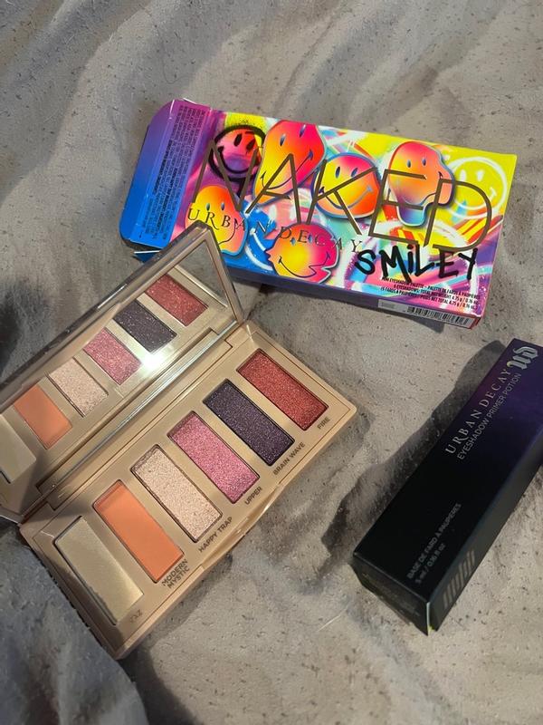 UD X SMILEY® - Naked Chill Happy Mini Eyeshadow Palette
