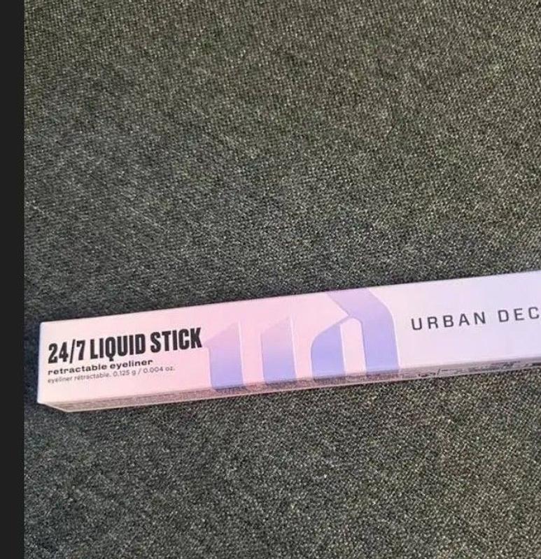 Customer carousel item 4.