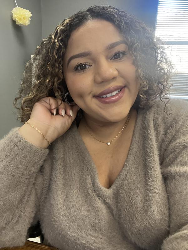 Flawless coverage and weightless feel