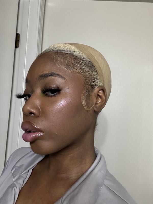 Used to set my face and to prep for highlighter