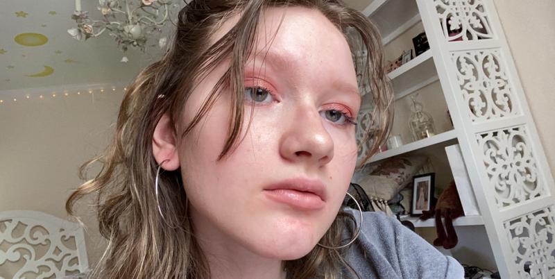 makeup look with palette