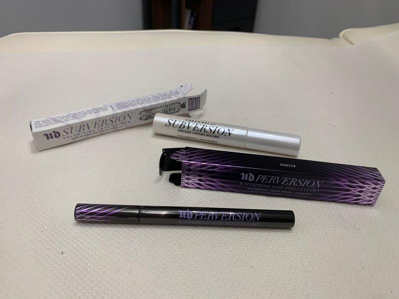 water proof eyeliner with the lash primer