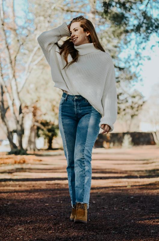 BDG High-Rise Straight + Narrow Jean - Two-Tone Denim