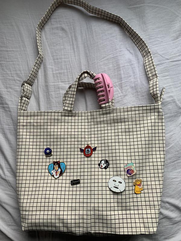 Urban Outfitters☆ 貝殻シェル刺繍・キャンバス・ダッグバッグ BAGGU Horizontal Classic Duck Bag | Urban Outfitters