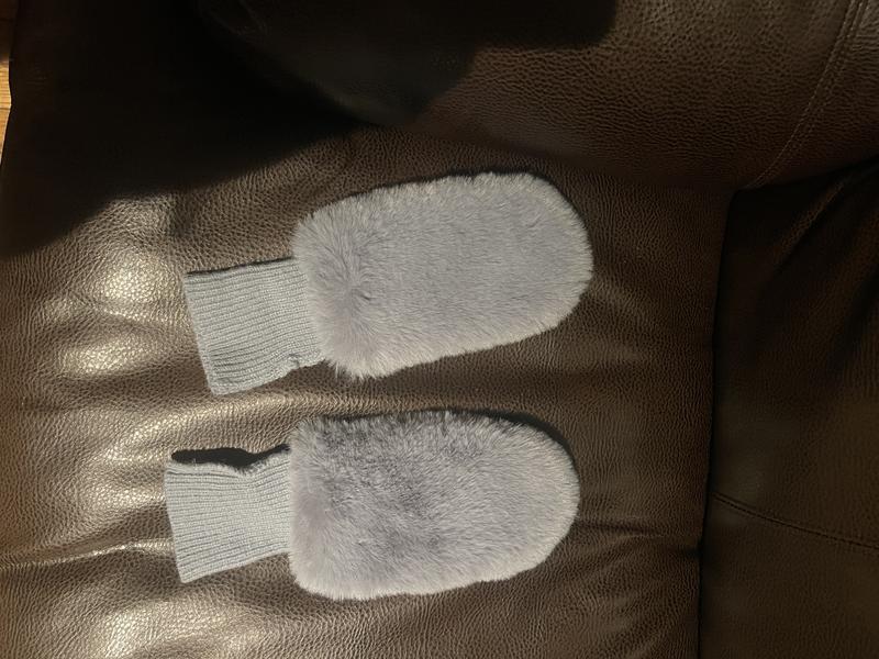 Fuzzy Faux Fur Convertible Mitten