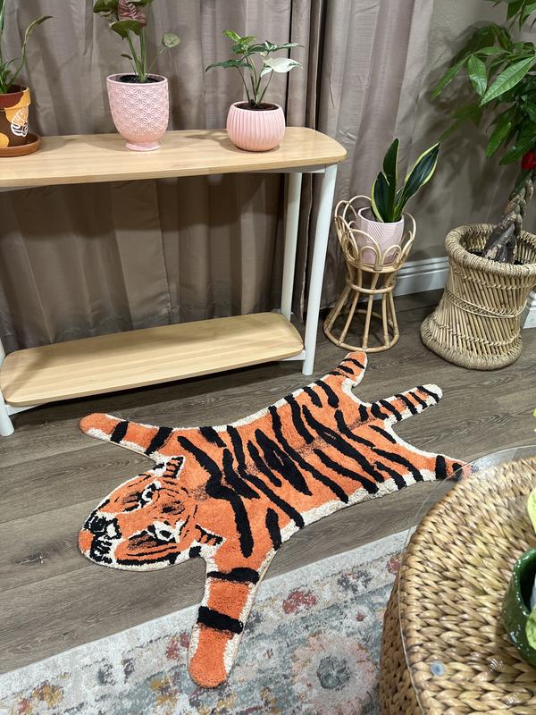 Urban Outfitters タイガー バスマット urban-outfitters-tiger-bath-