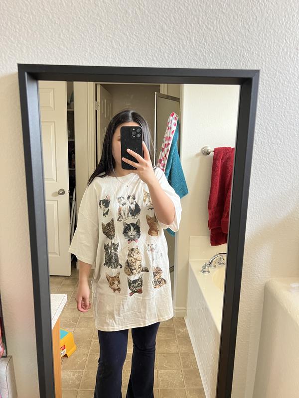 Kimchi Blue Cat Graphic T-Shirt Dress | Urban Outfitters