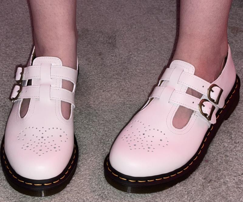 靴 Dr.Martens 8065 MaryJane Dr Martens 8065 Mary Jane shoes in black leather | ASOS