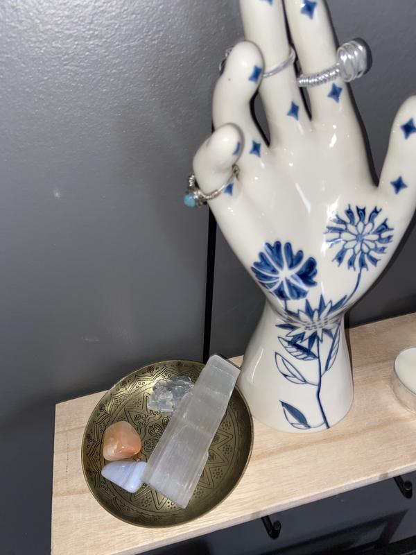 Diana Ring Holder | Urban Outfitters