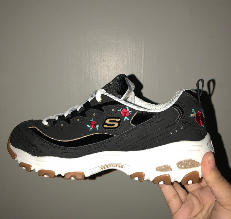 skechers rose blooms