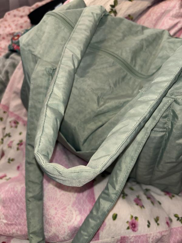 BAGGU Small Cloud Carry-On Bag