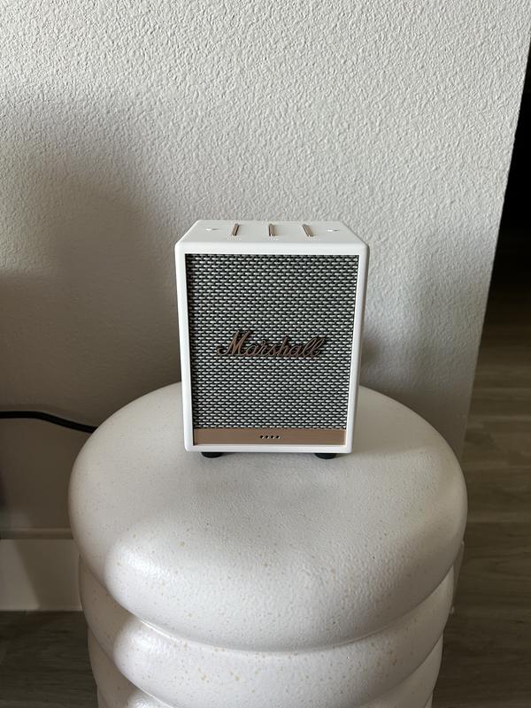 Marshall Bluetooth  Speaker ホワイト Marshall Emberton Portable Bluetooth Speaker - Cream White