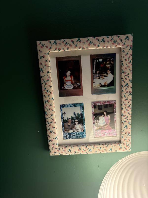 Penelope INSTAX Picture Frame