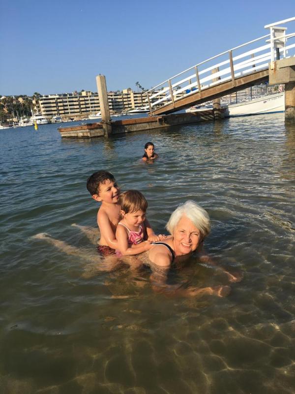 Review Thumbnail Image 0 275369435