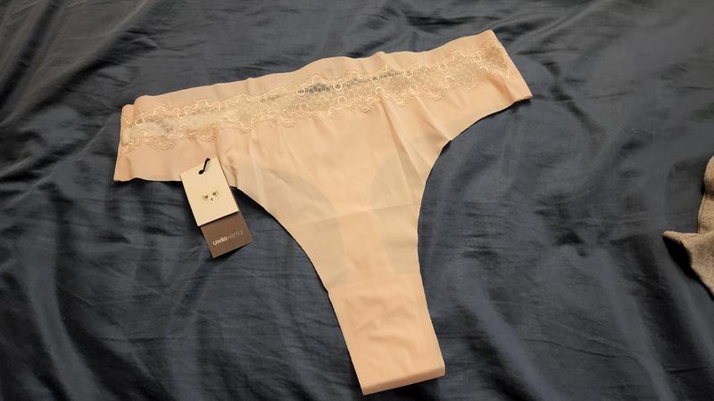 Review Thumbnail Image 2 214184461