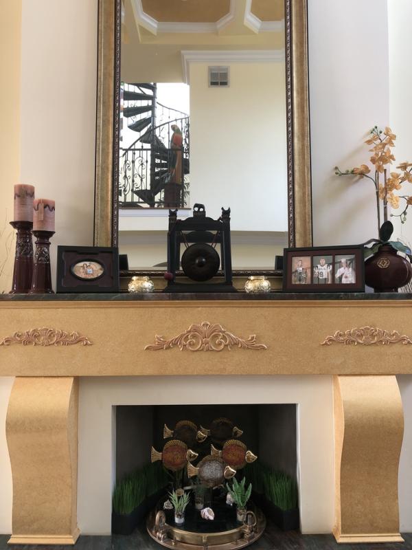 Customer photo for "Beautiful candle decor"