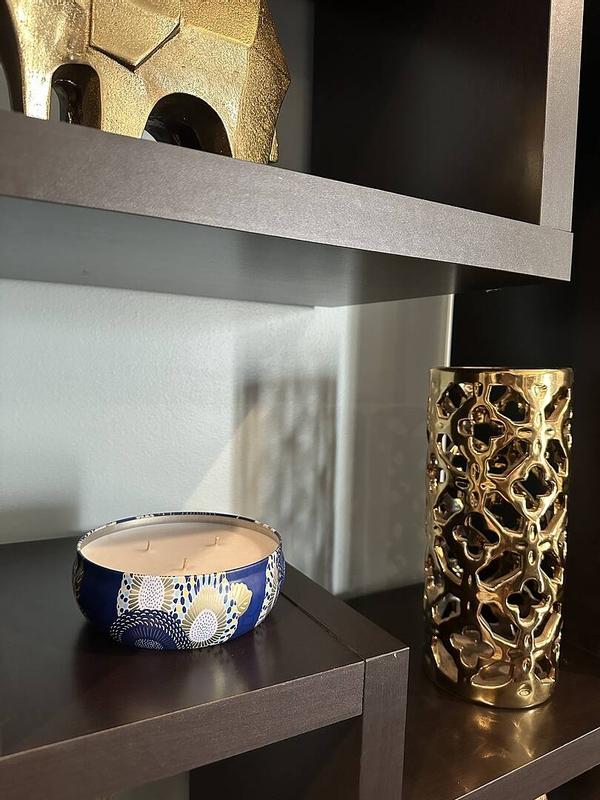 Customer photo for "Such a beautiful candle"