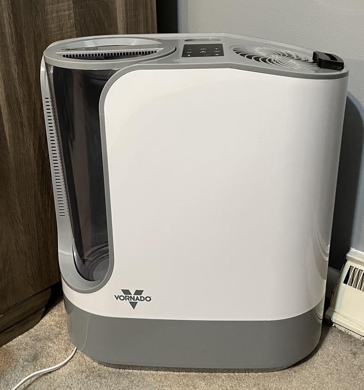 Front of humidifier