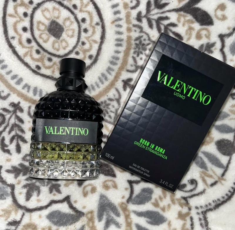 Customer carousel item 8.