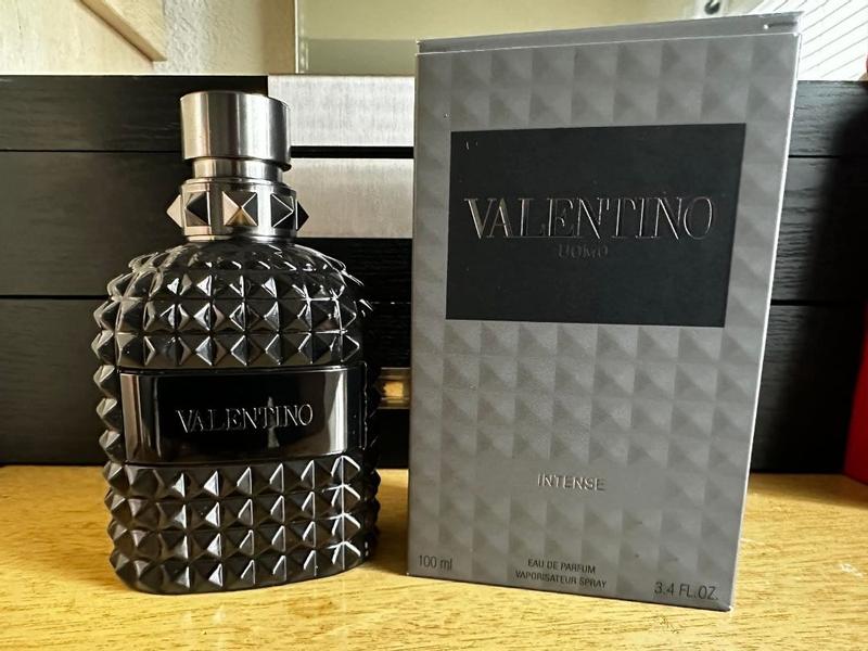 ヴァレンティノ Valentino Uomo Intense 100ml Amazon.com : Valentino Uomo Intense for Men 3.4 oz Eau de