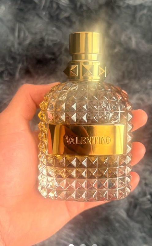 Customer photo for "Citric woody smell"