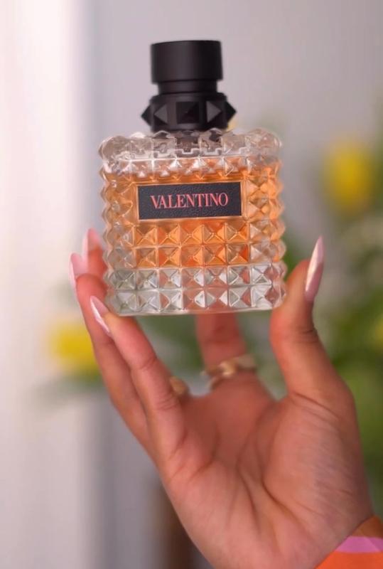 Customer carousel item 6.