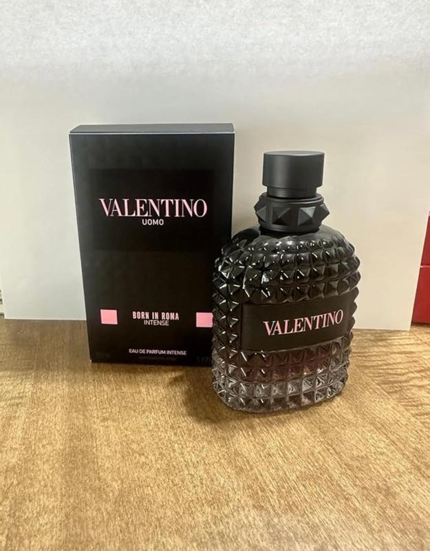 Valentino Donna Born In Roma Intense Eau de Parfum, 3.4 oz. - Macy's