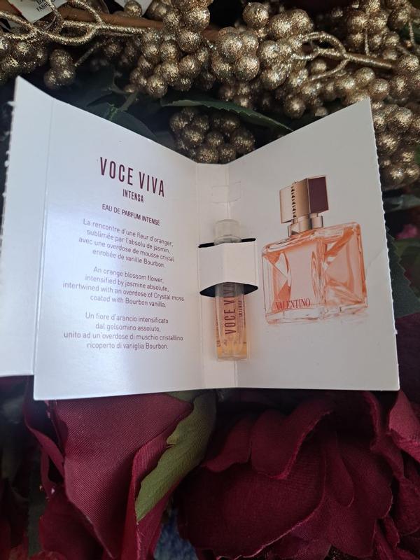 Customer carousel item 8.