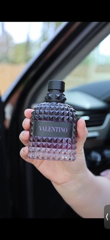 Customer carousel item 12.