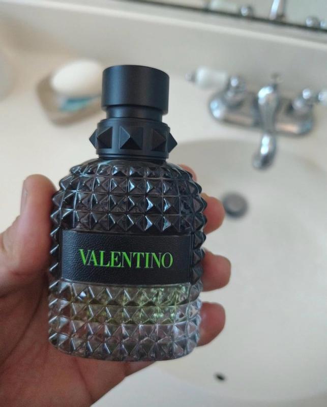 Customer carousel item 1.