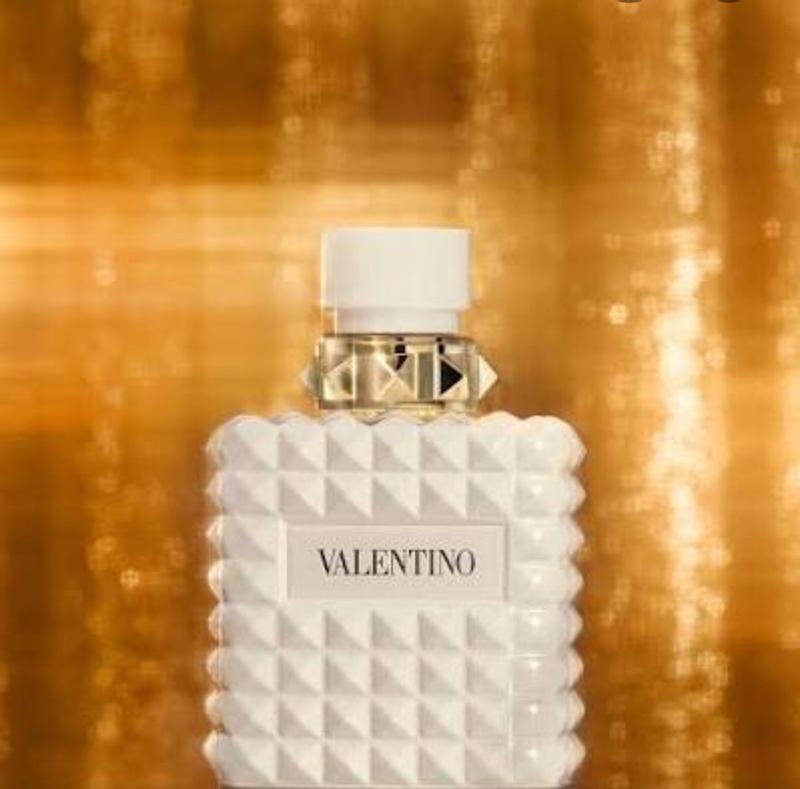 Customer carousel item 7.