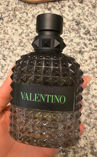 Customer carousel item 11.