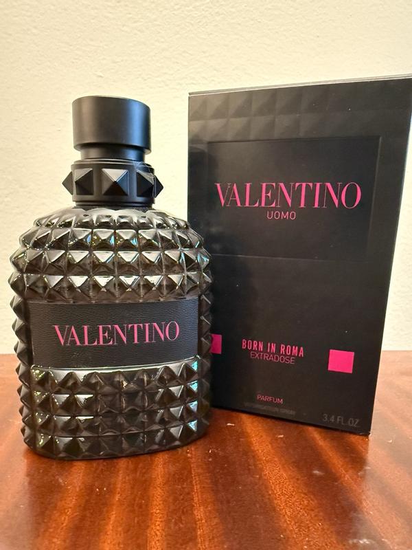VALENTINO Uomo Extradose 香水(男性用) Amazon.com : Valentino Uomo Born In Roma Extradose for Men