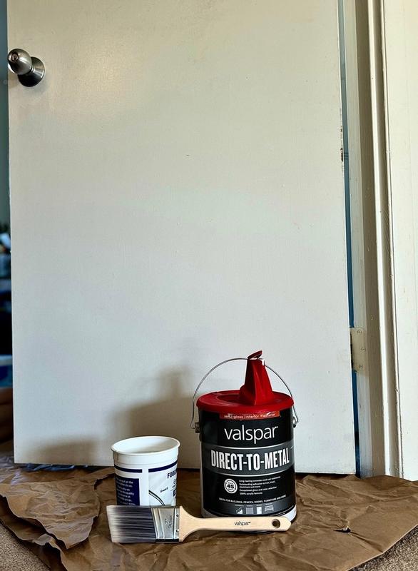 Valspar Direct To Metal Semi gloss Neutral Interior Exterior Water based Industrial Enamel Paint 1 Gallon in the Industrial Enamel Paint department at Lowes