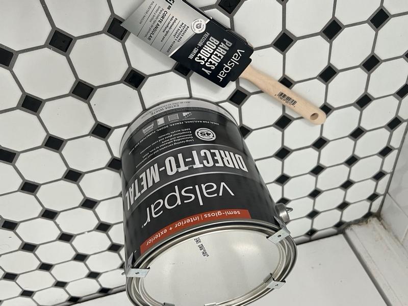 Valspar Direct To Metal Semi gloss Neutral Interior Exterior Water based Industrial Enamel Paint 1 Gallon in the Industrial Enamel Paint department at Lowes