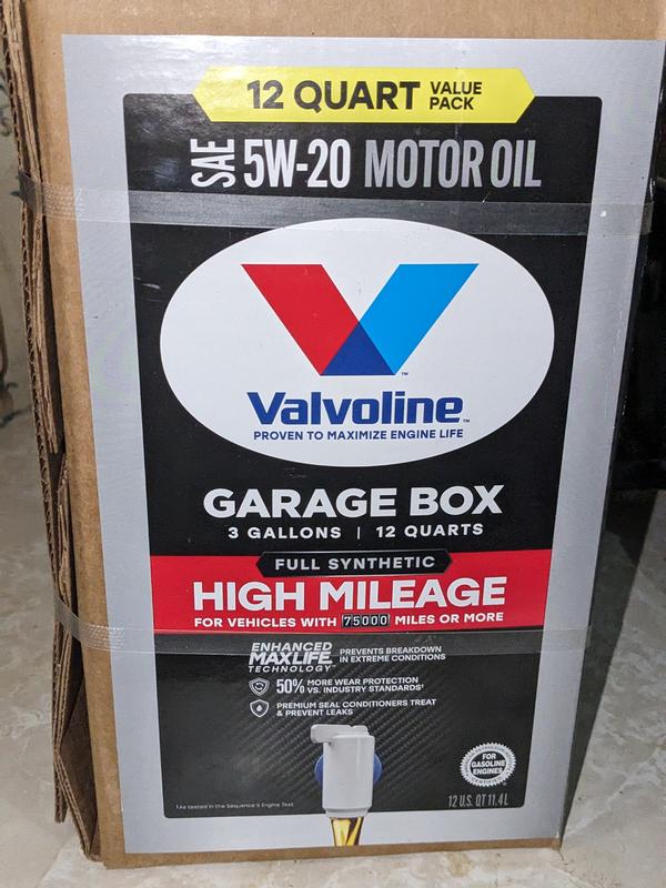 Mobil 1 High Mileage Synthetic 5W-30 Motor Oil - 1 Quart - Full Synthetic -  High Mileage Protection for Engines Over 75,000 Miles in the Motor Oil &  Additives department at